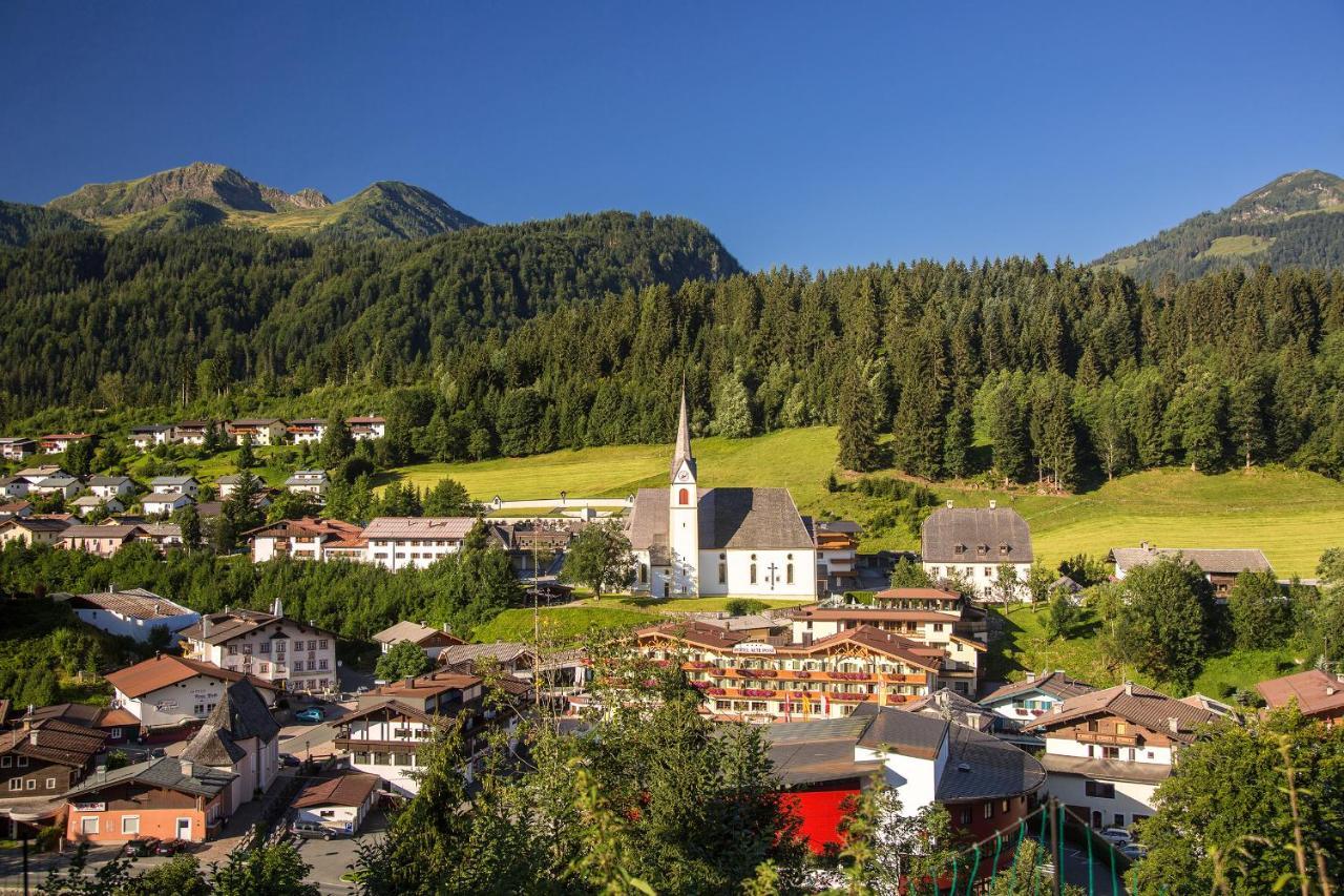 Pension Haus In Der Sonne Fieberbrunn Exterior photo