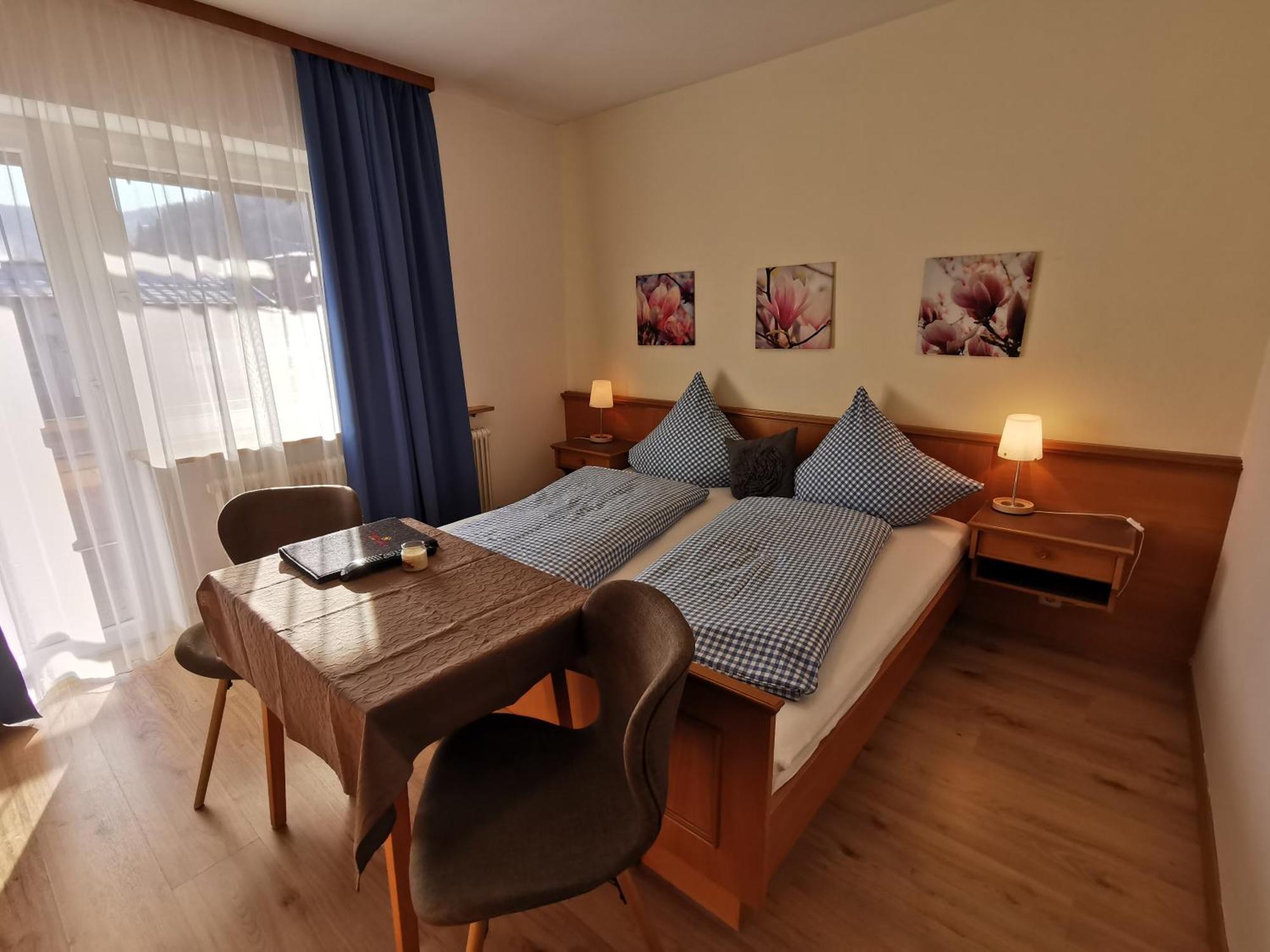 Pension Haus In Der Sonne Fieberbrunn Room photo
